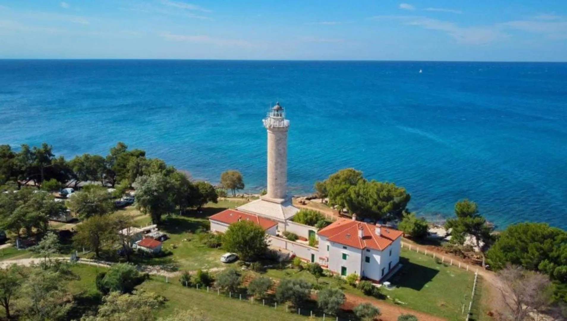 Villas Salvore & Faro - Perfect Combination Of Nature, Sea And Comfort, Heated Pool, Games Room, Savudrija - Istria